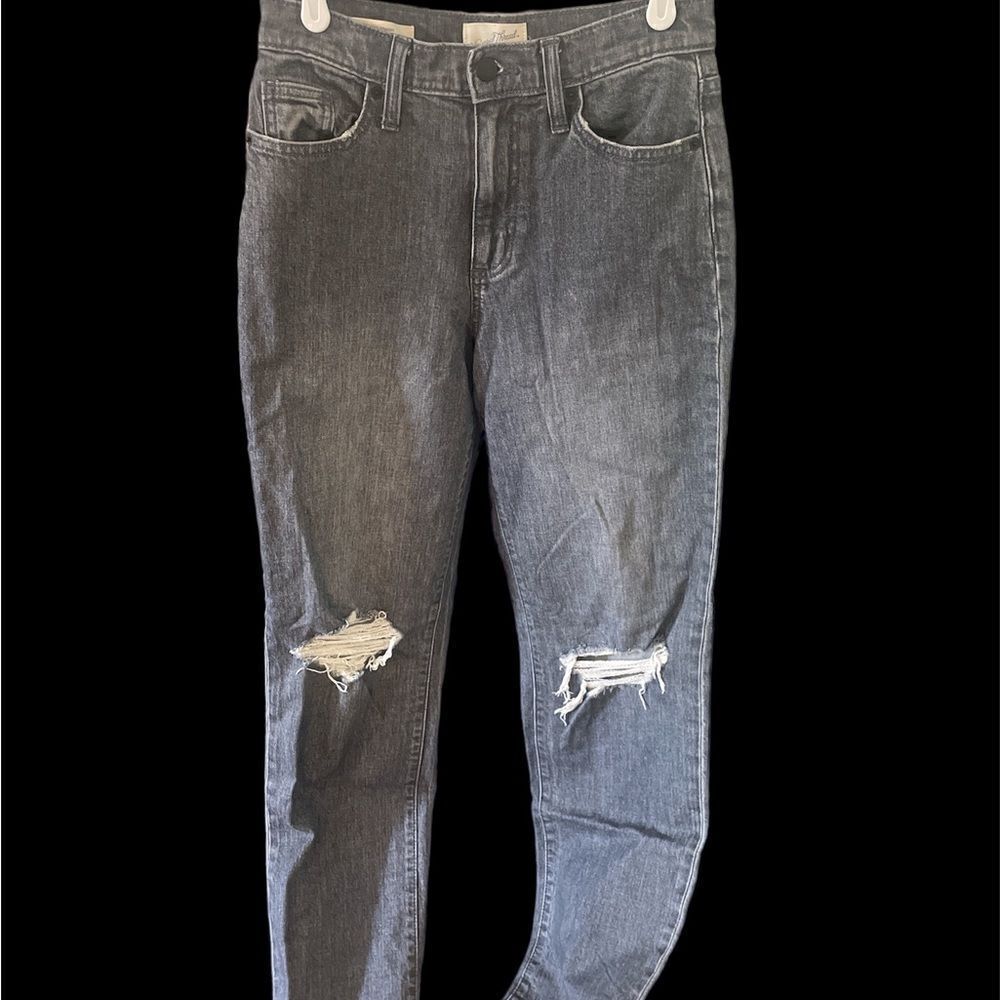 Universal Thread women’s Vintage Straight jeans - gray wash - size 0 / 25R